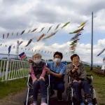 LINE_ALBUM_202554 せせらぎ公園こいのぼり見学_250504_3.jpg